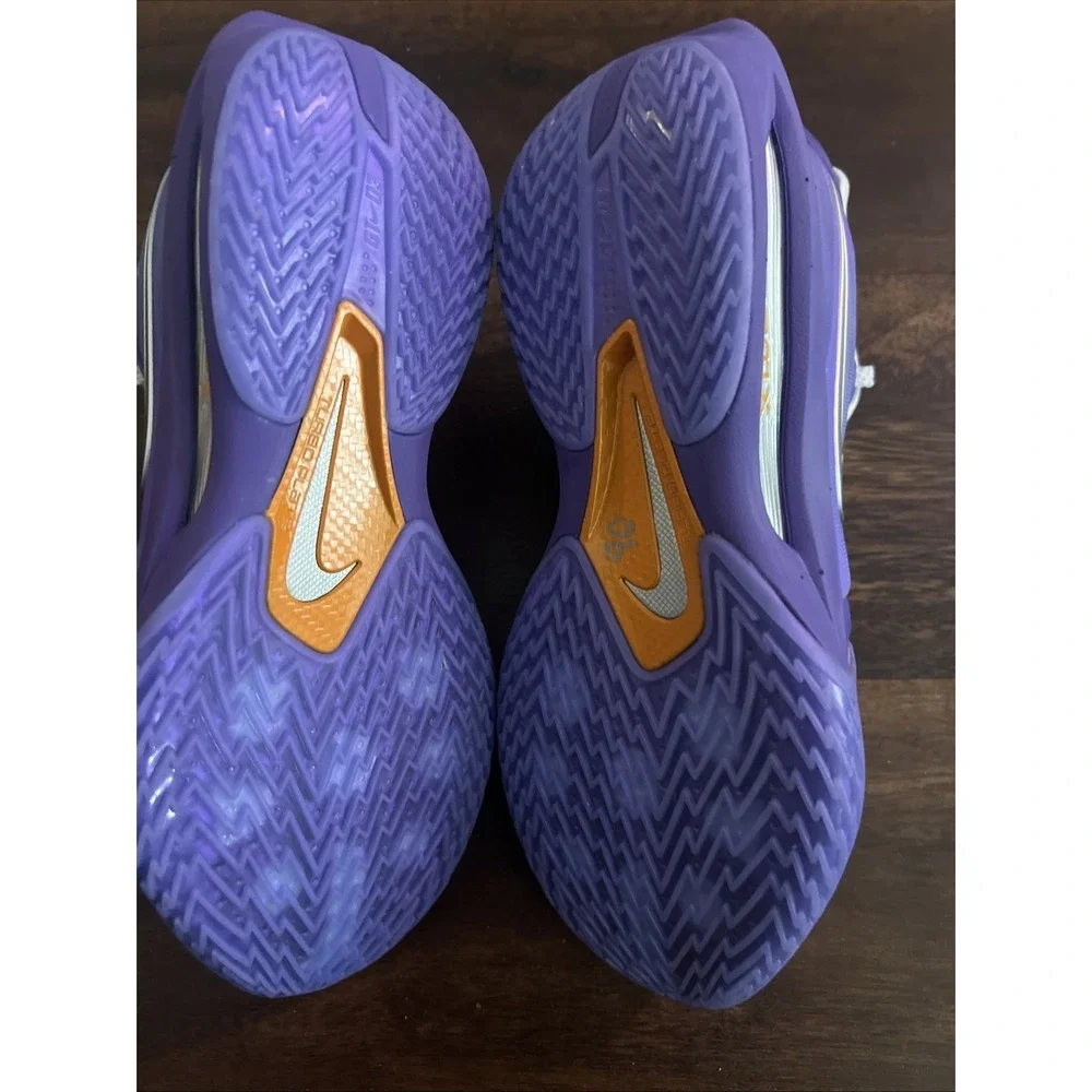 New Nike Mens‎ Air Zoom GT Cut 3 Basketball Shoes Size 5.5 Purple Orange
